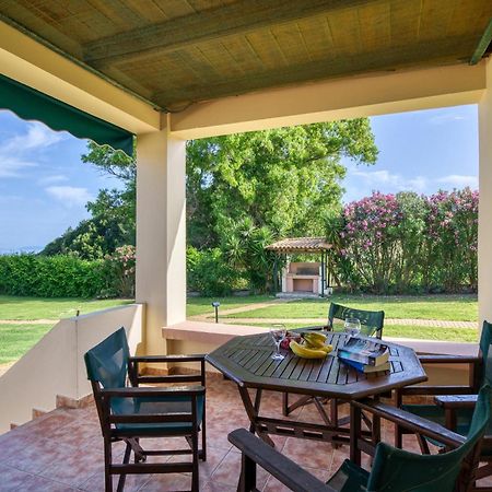 Analipsi Beach Front Villas - Happy Rentals Kastron  Екстер'єр фото