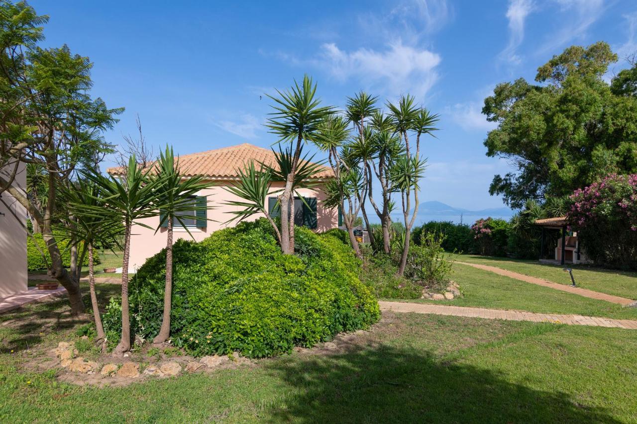 Analipsi Beach Front Villas - Happy Rentals Kastron  Екстер'єр фото