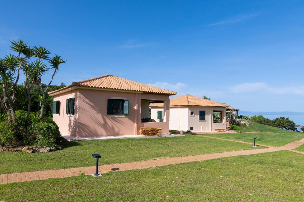 Analipsi Beach Front Villas - Happy Rentals Kastron  Екстер'єр фото
